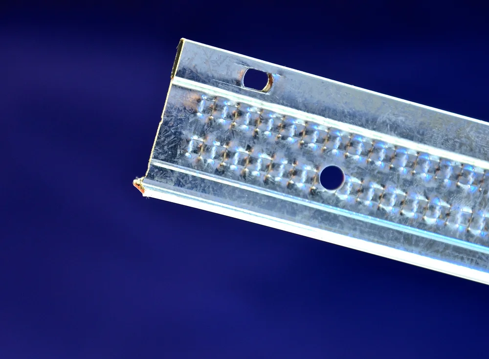 Glava luna bæreprofil t24 l=3700mm 20 stk/pk v:3775274