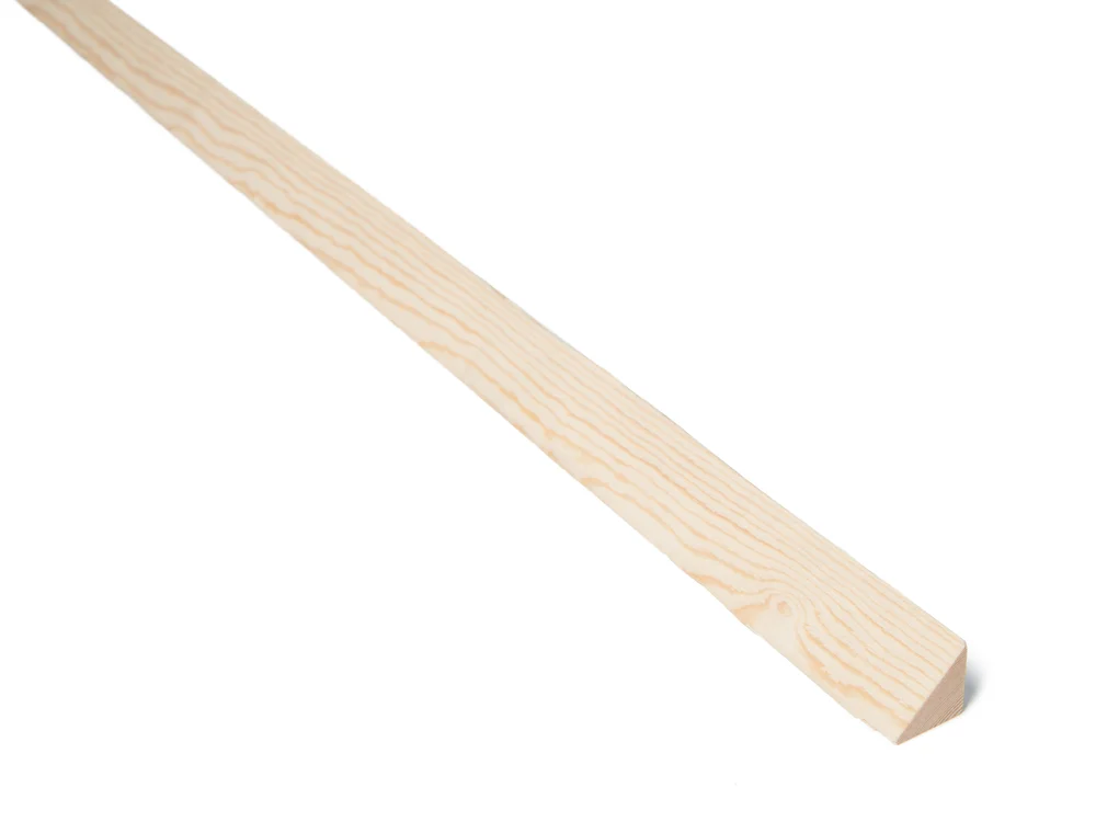 Trekantlekt gran ubehandlet diagonal 23×23 mm v:8262020 Trekantlekt gran ubehandlet diagonal 23×23 mm v:8262020