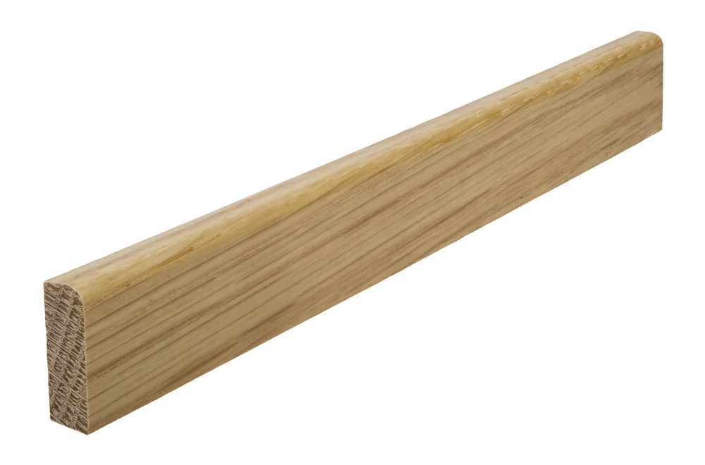 Feielist eik lakkert 9×40 mm 1 meter v:6803593 Feielist eik lakkert 9×40 mm 1 meter v:6803593