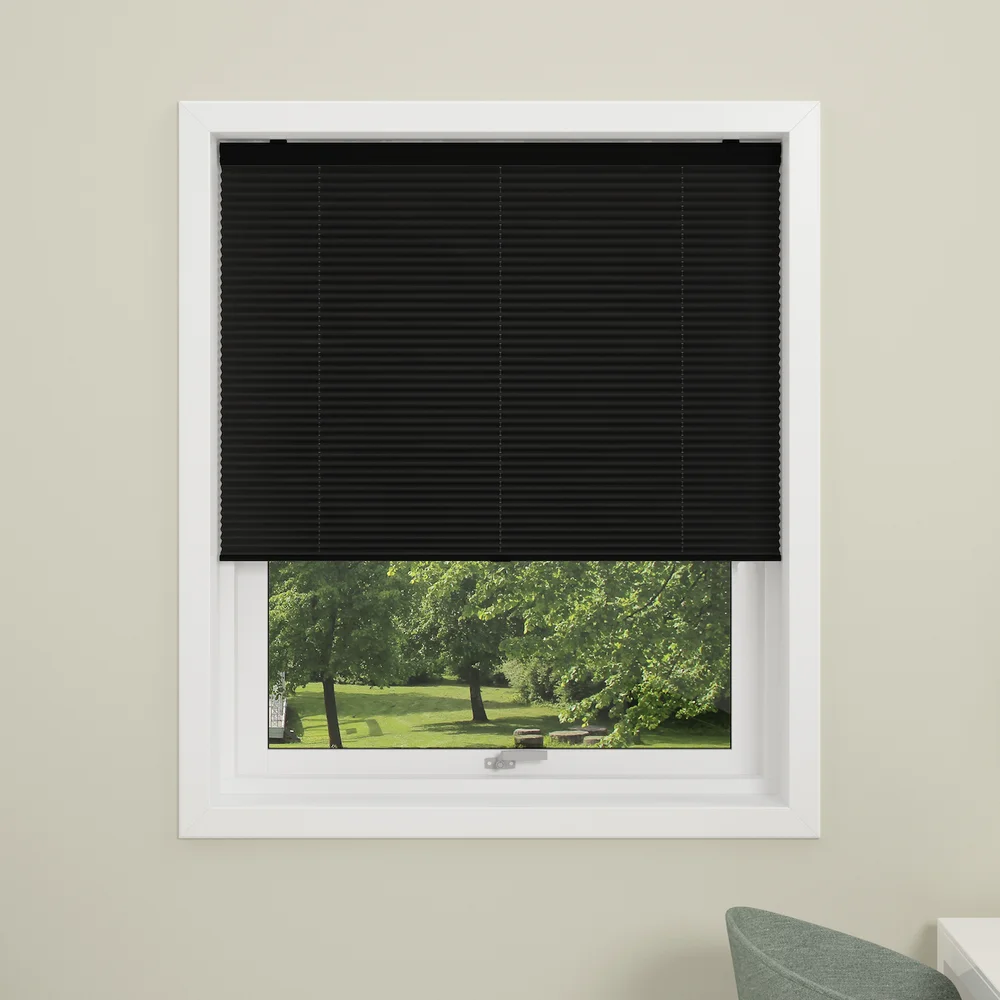 DEBEL PLISSÉ TOUCH LYSDEMPENDE 140X160, SORT v:9346076 DEBEL PLISSÉ TOUCH LYSDEMPENDE 140X160, SORT v:9346076